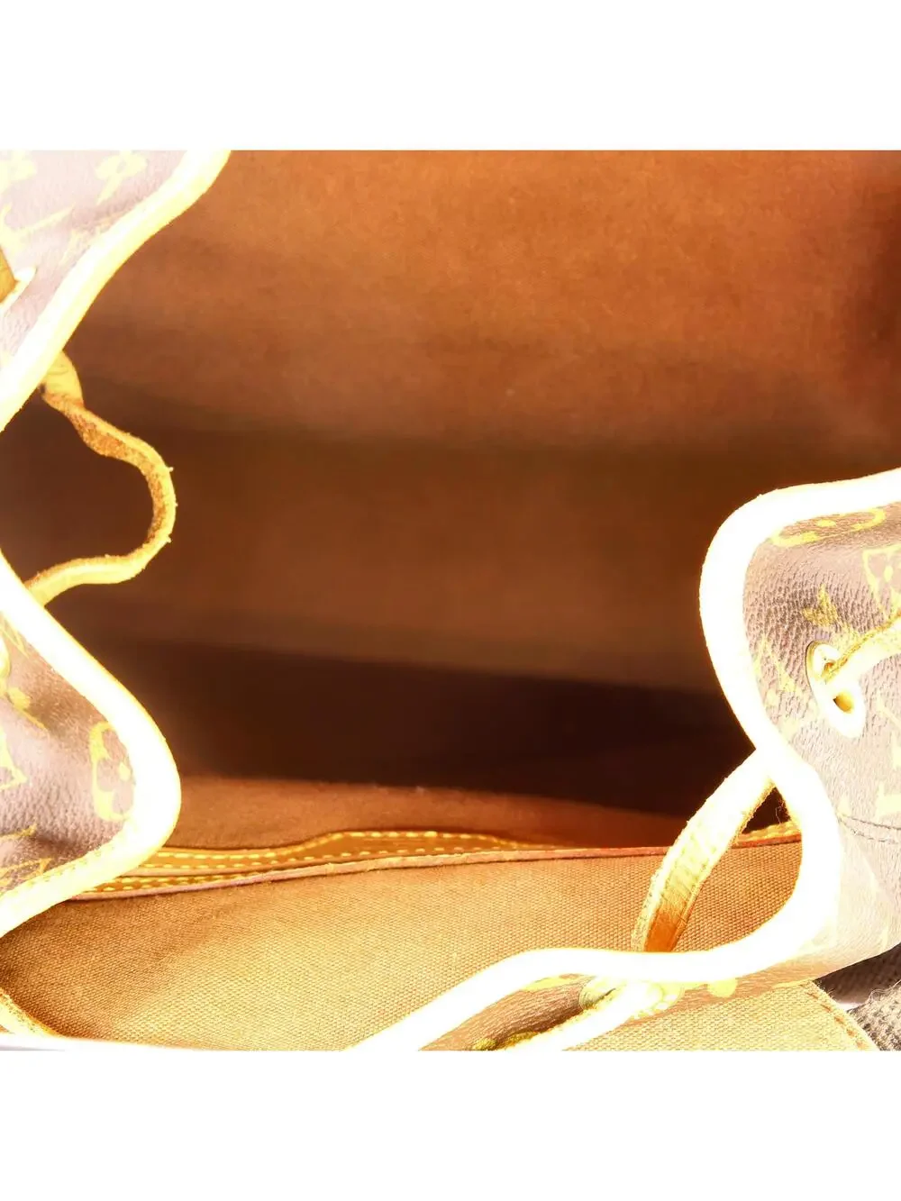 Louis Vuitton Vintage Montsouris #229656L10B
